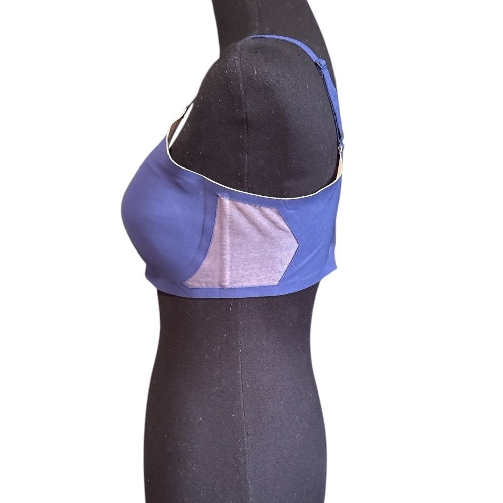 Honeylove Wire Free Cross Over Bra in Navy, Size Large, Best Fits 36-38 B/C - Picture 2 of 10